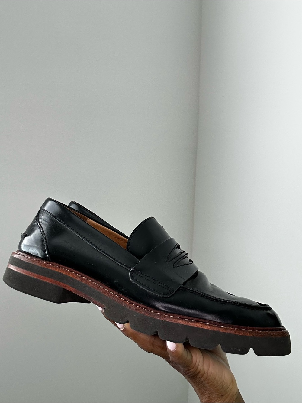 stuart weitzman lug sole penny loafers | black